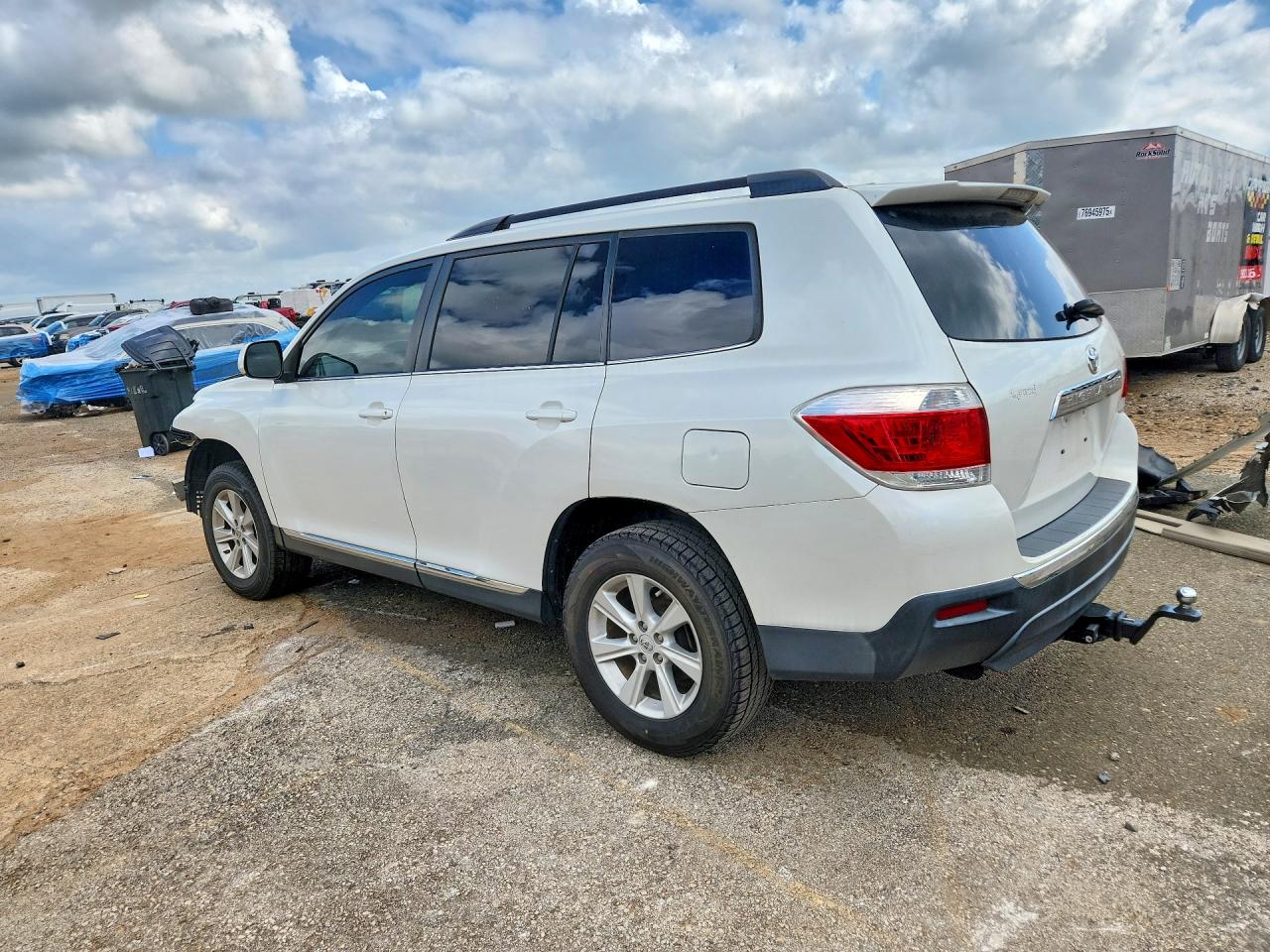 Toyota Highlander Base