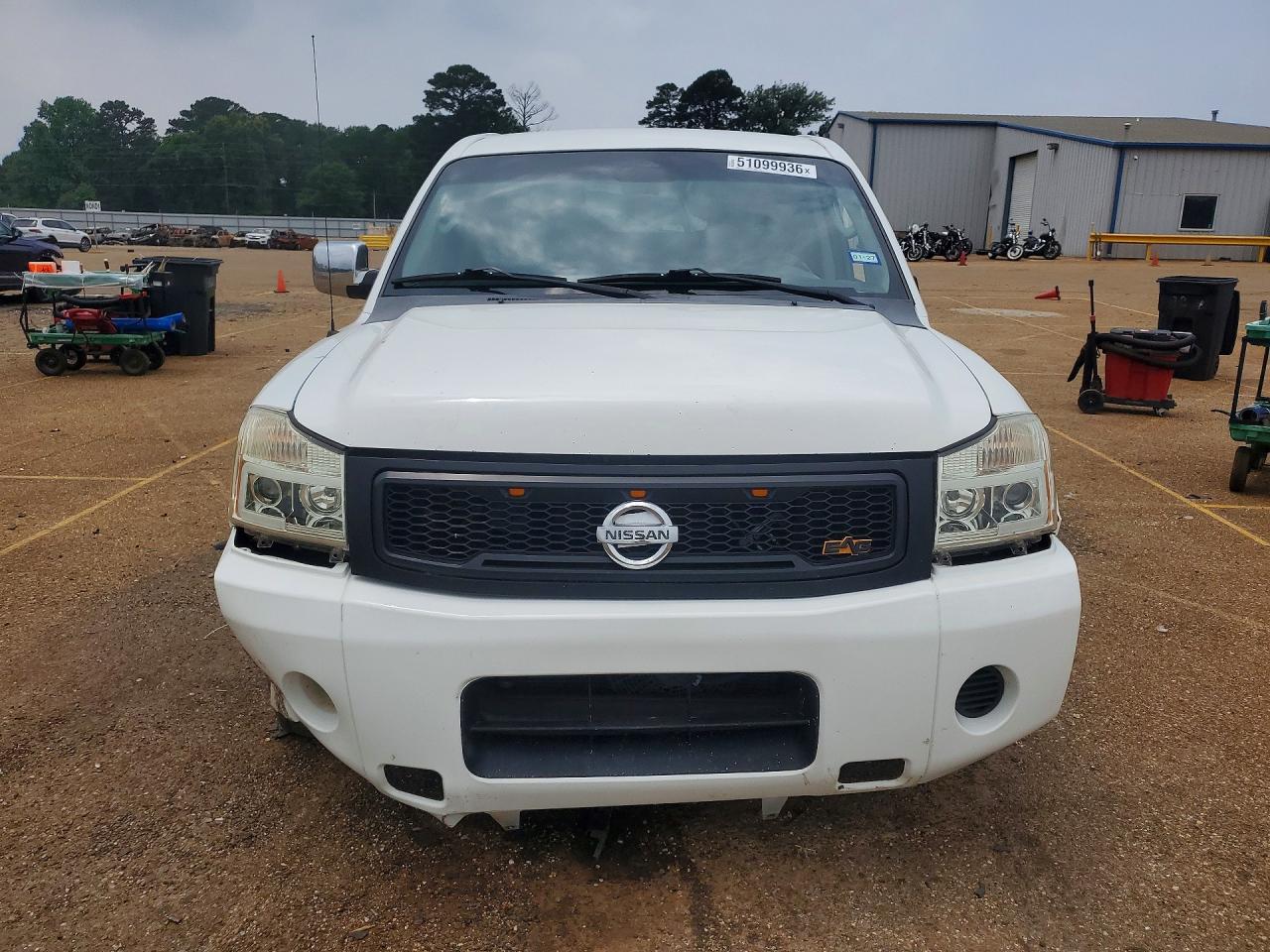 Nissan Titan Xe Ffv