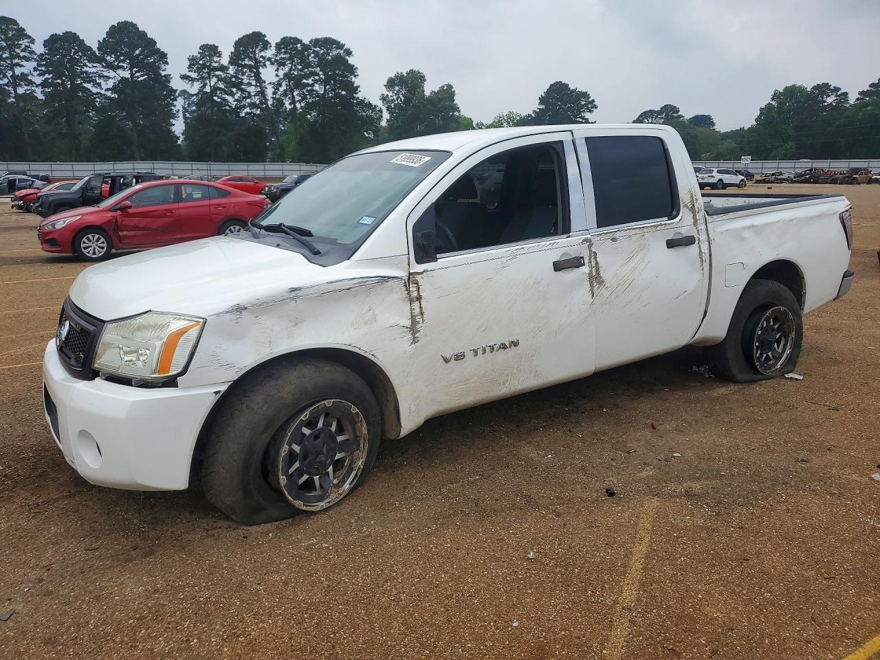Salvage Nissan Titan Image