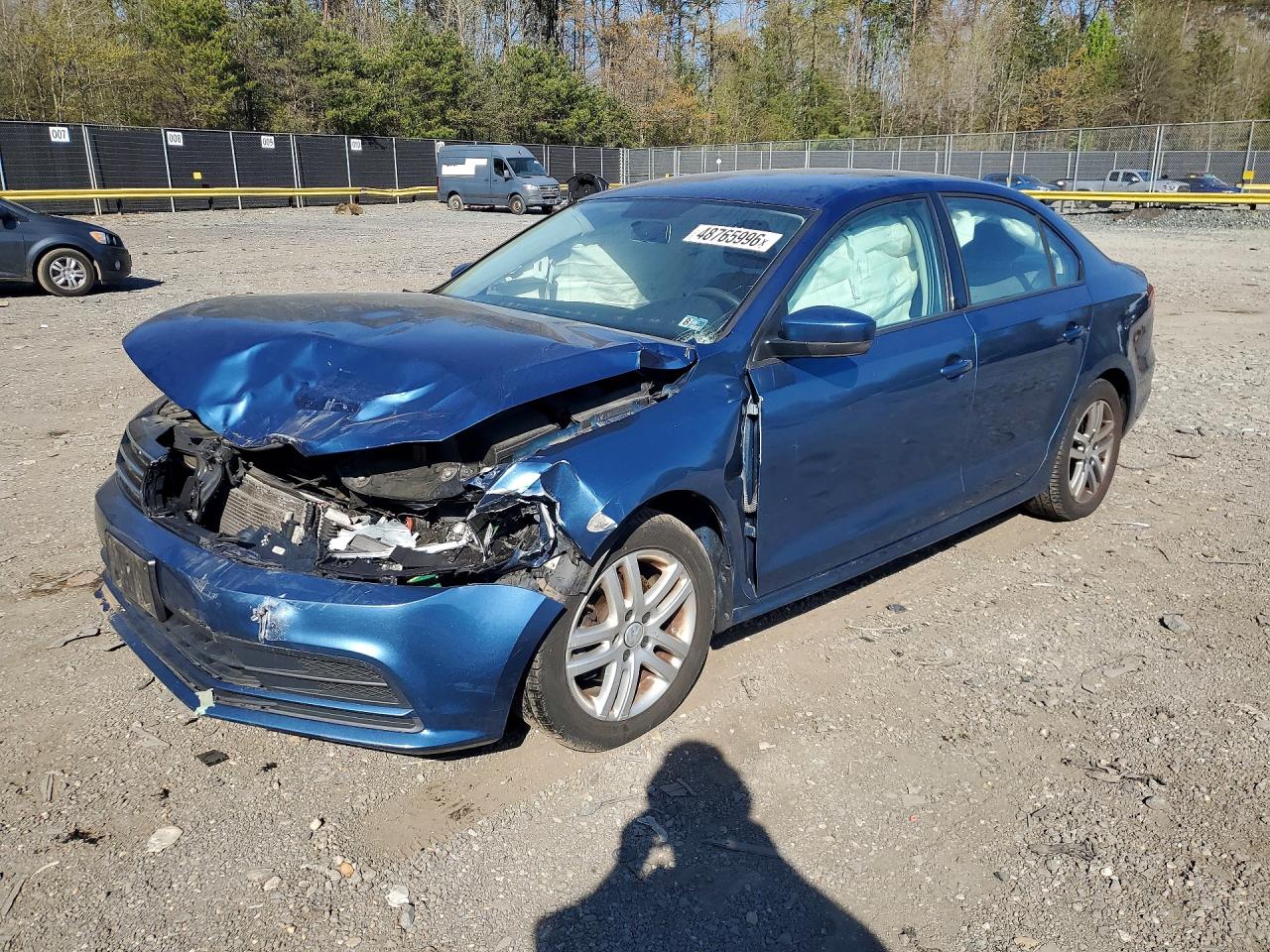Salvage Volkswagen Jetta Image