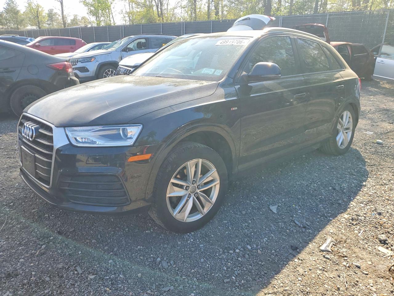 Salvage Audi Q3 Image