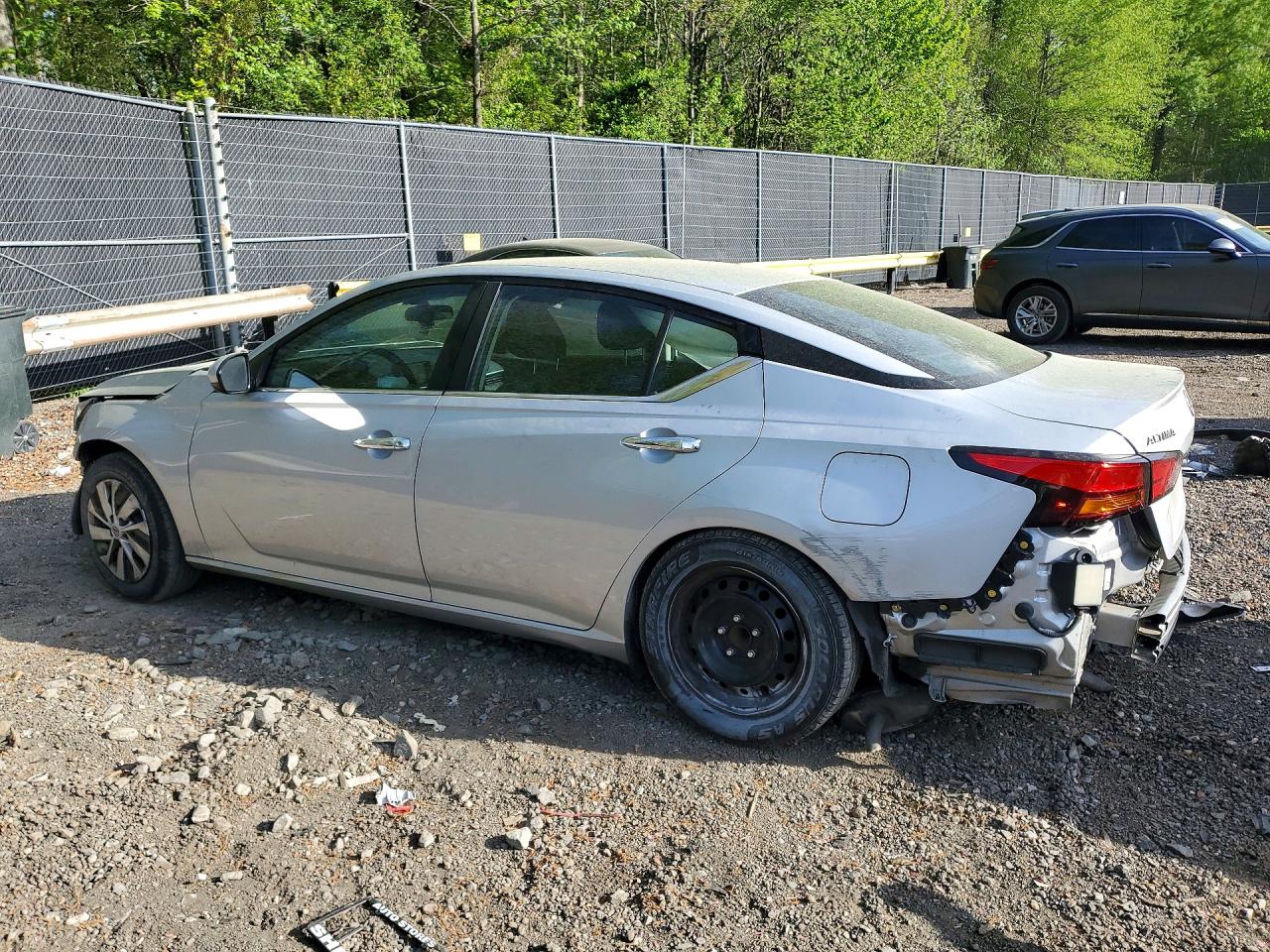 Nissan Altima S