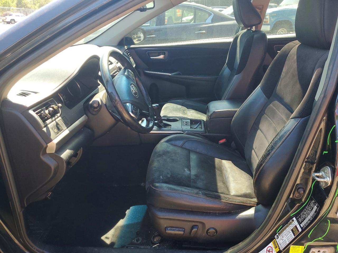 Toyota Camry Xse V6