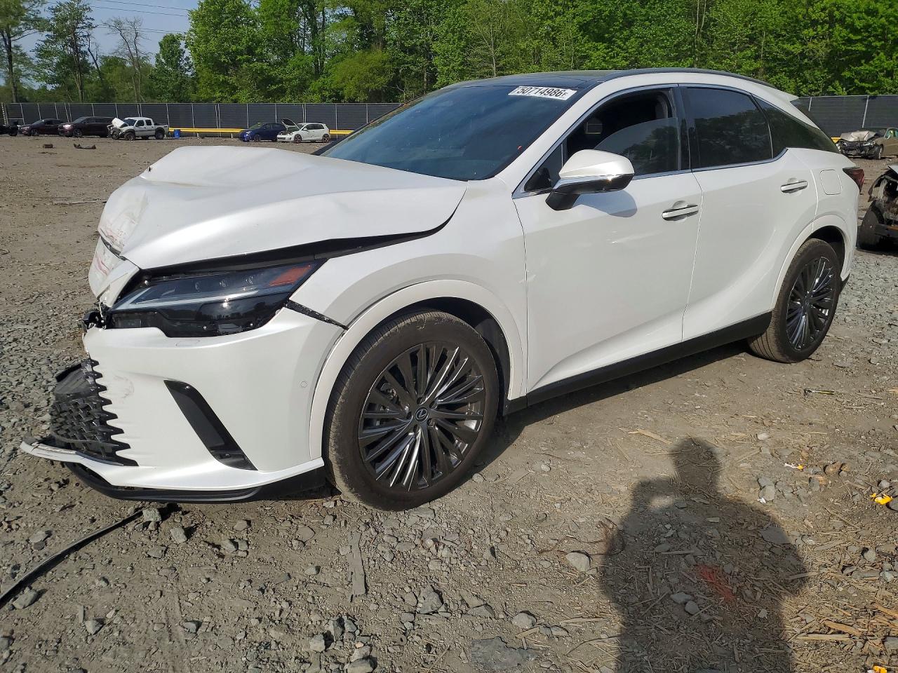 Salvage Lexus RX Image