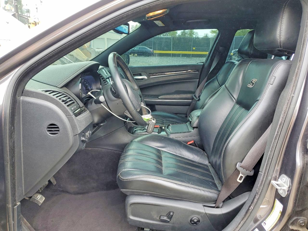 Chrysler 300 S