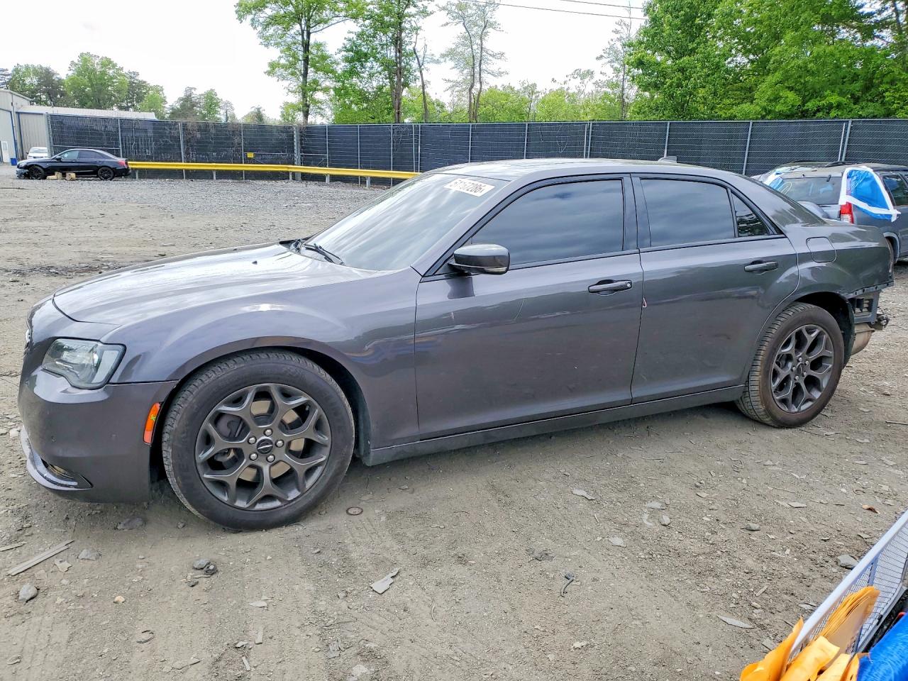Salvage Chrysler 300 Image