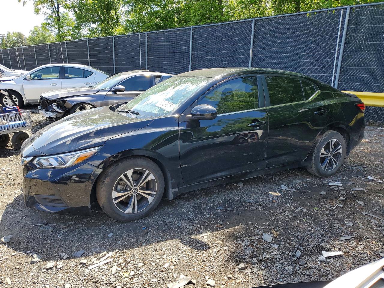 Salvage Nissan Sentra Image