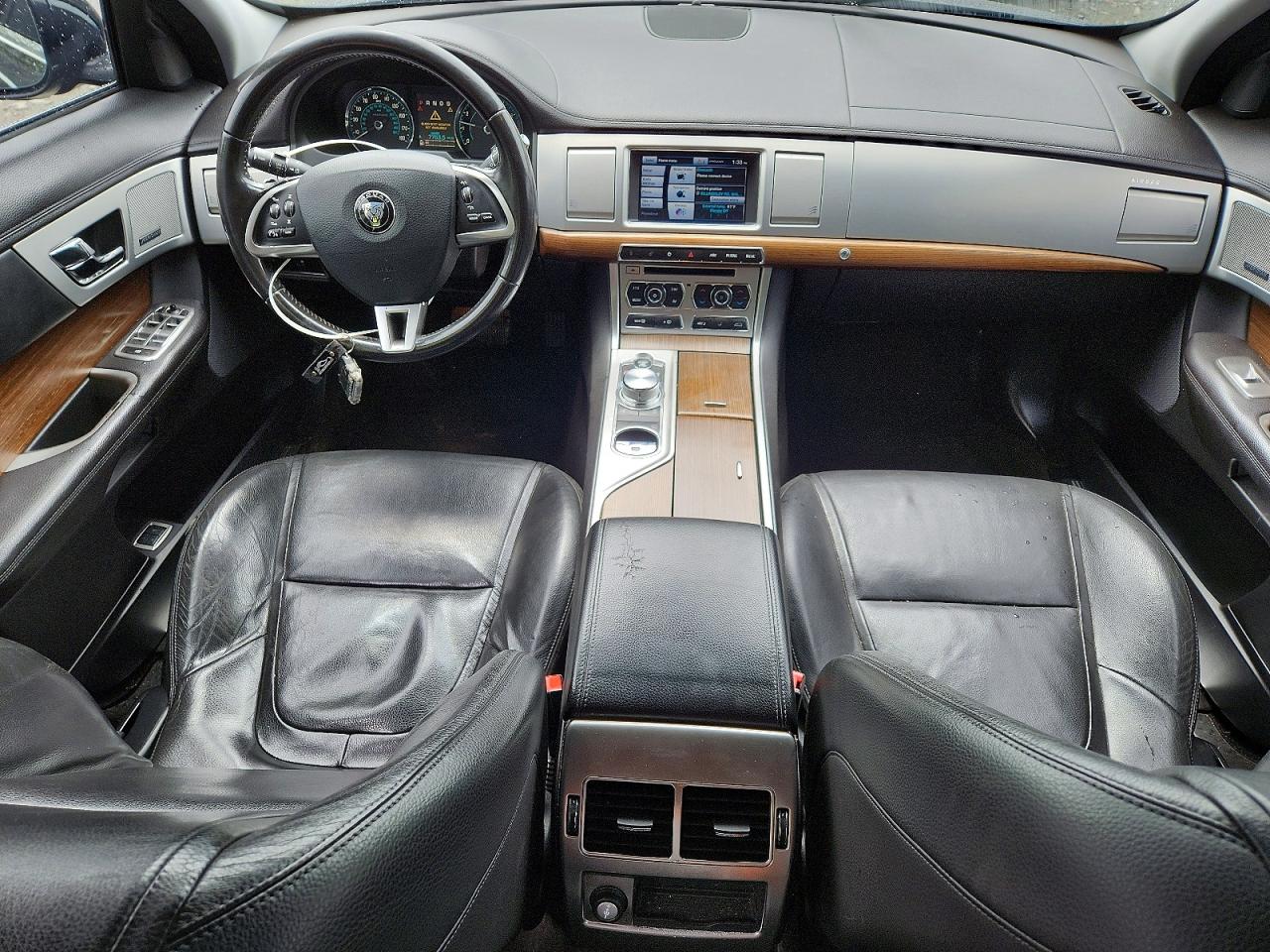 Jaguar XF 2.0t Premium