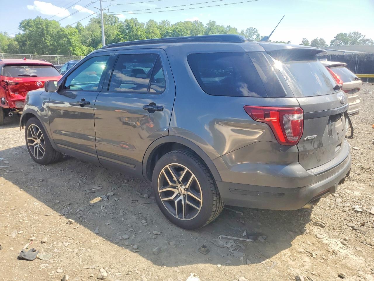 Ford Explorer Sport
