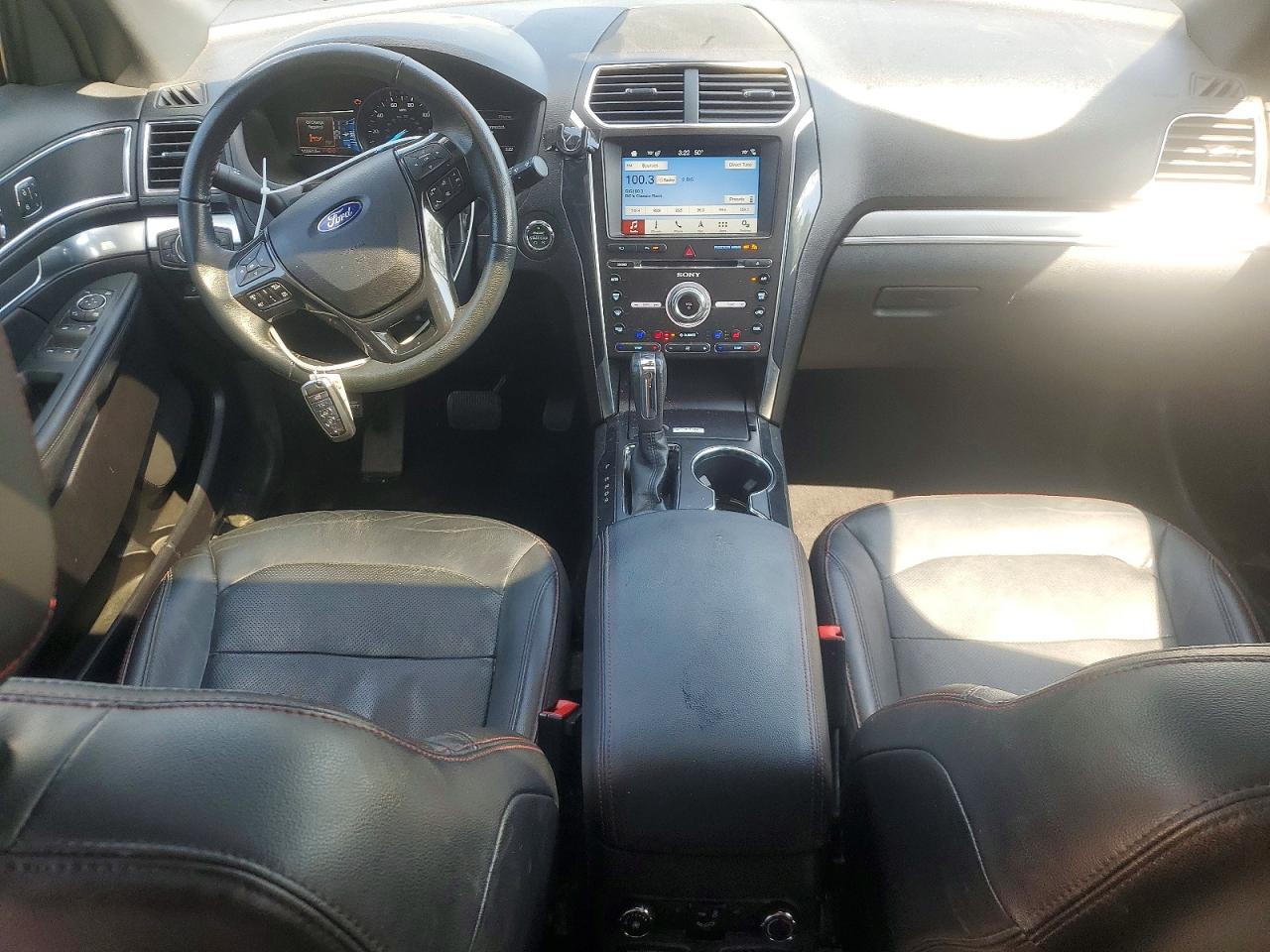 Ford Explorer Sport