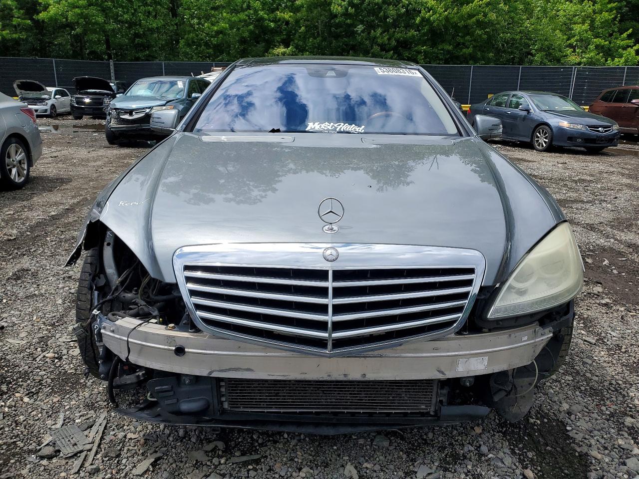Mercedes-Benz S-Class 550