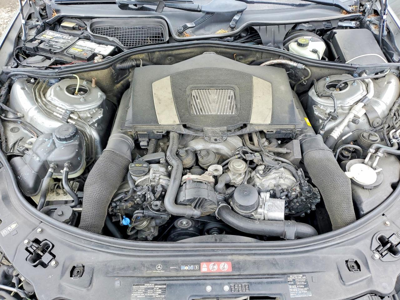 Mercedes-Benz S-Class 550