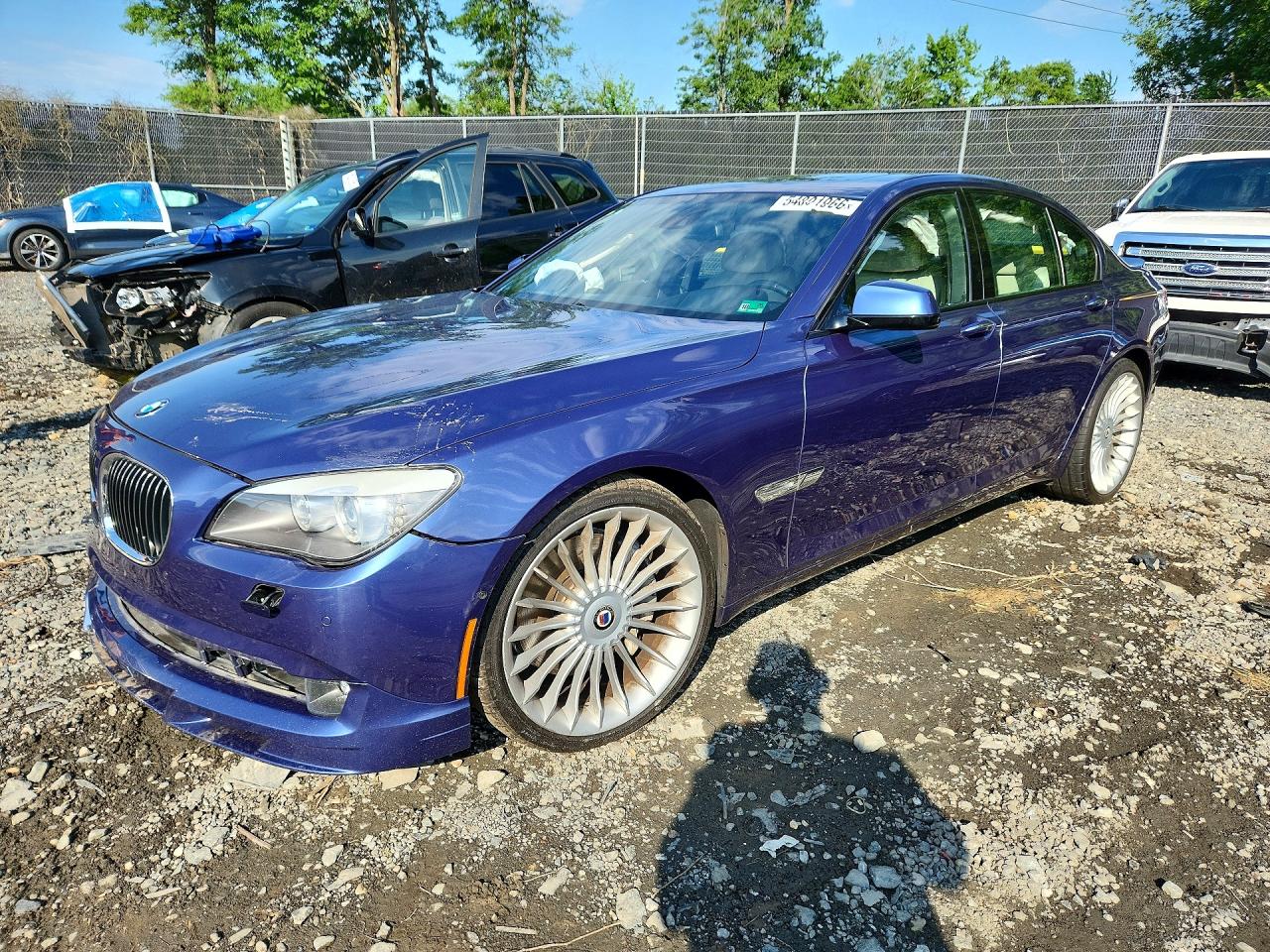 Salvage BMW 7 Series Image