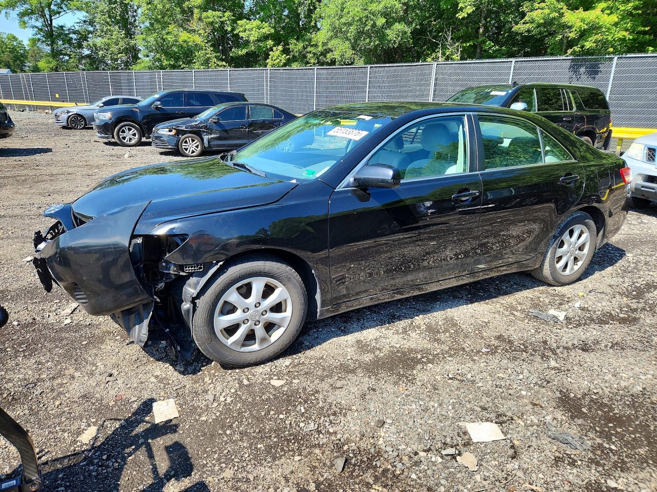 Salvage Toyota Camry Image