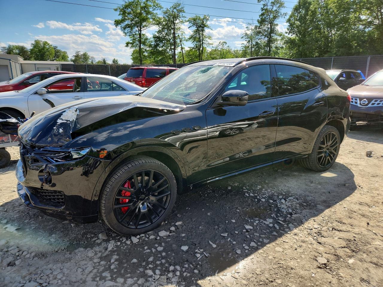 Salvage Maserati Levante Image
