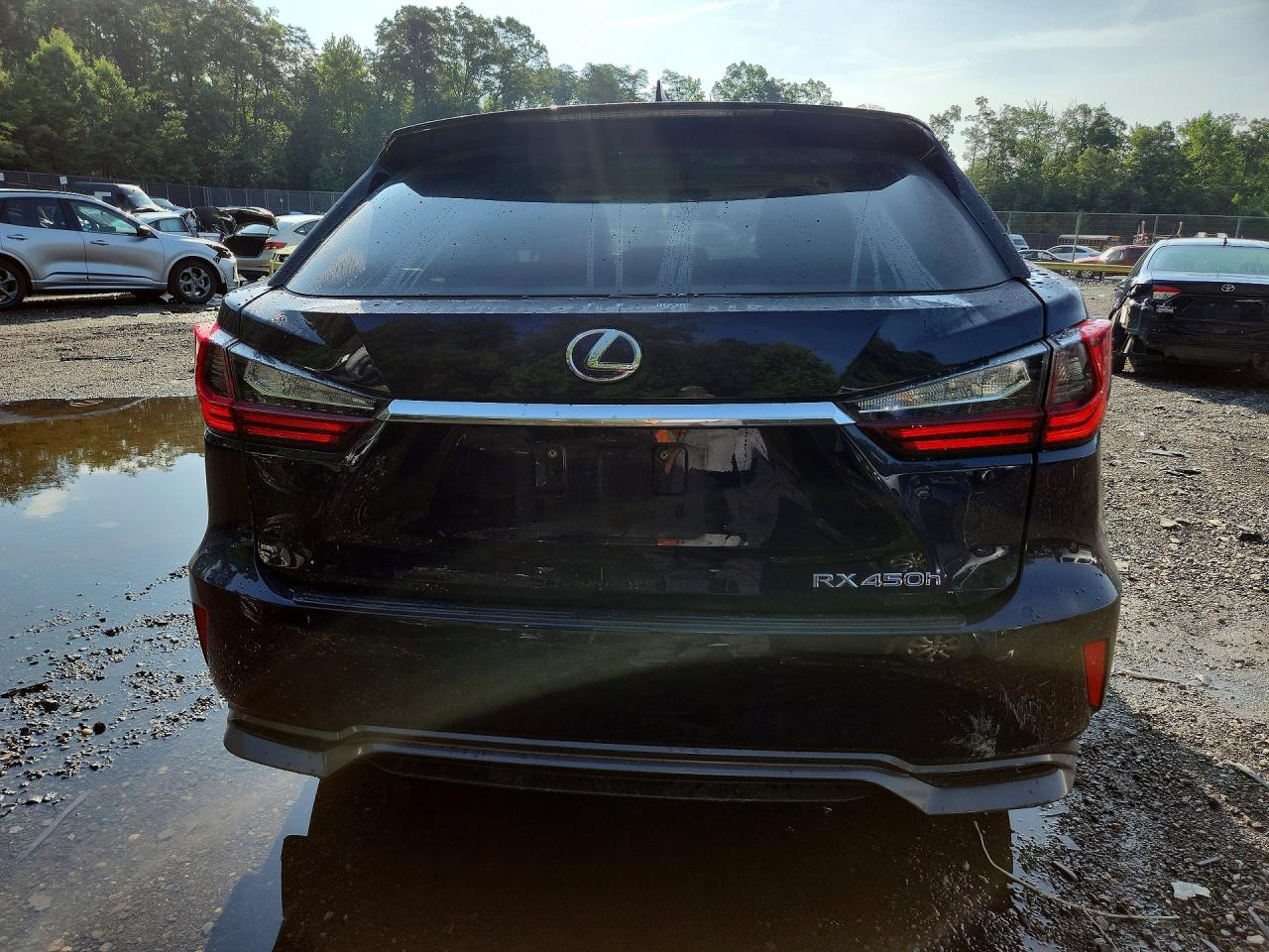 Lexus RX Base