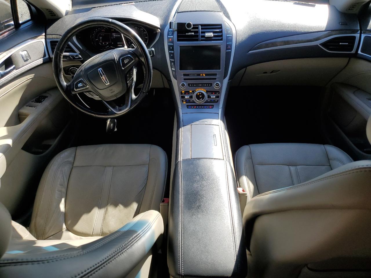Lincoln MKZ Reserve