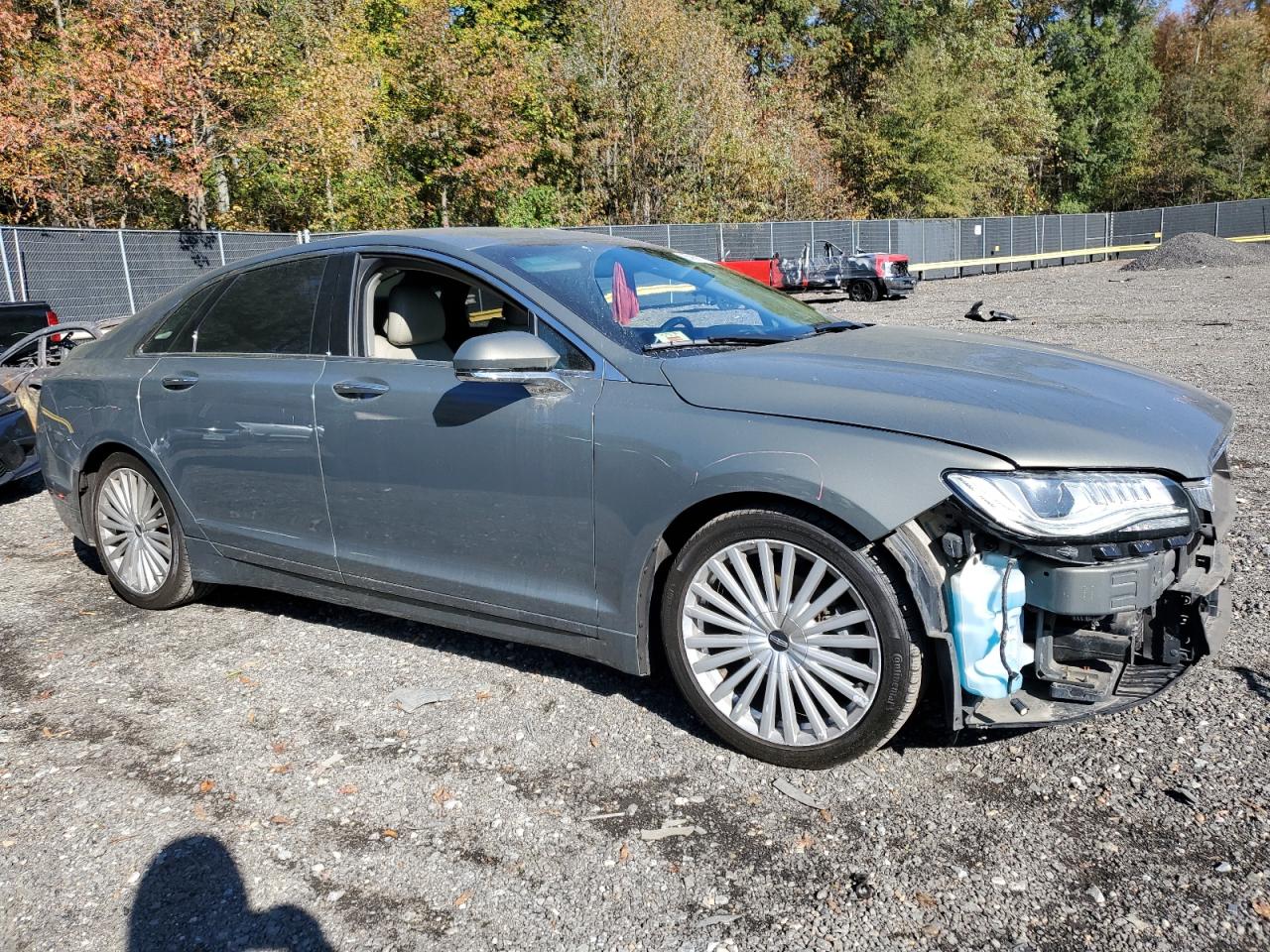 Lincoln MKZ Reserve