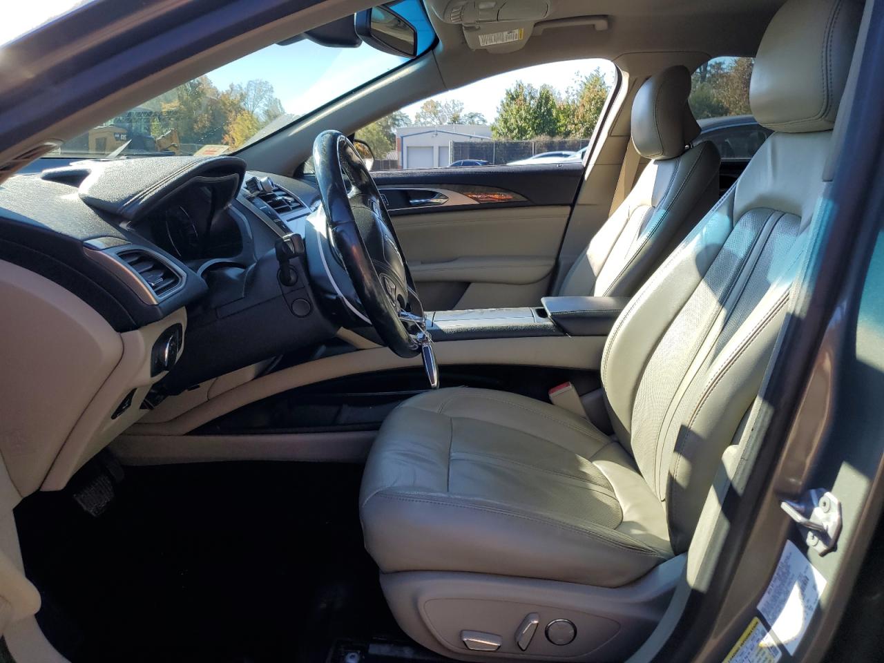 Lincoln MKZ Reserve