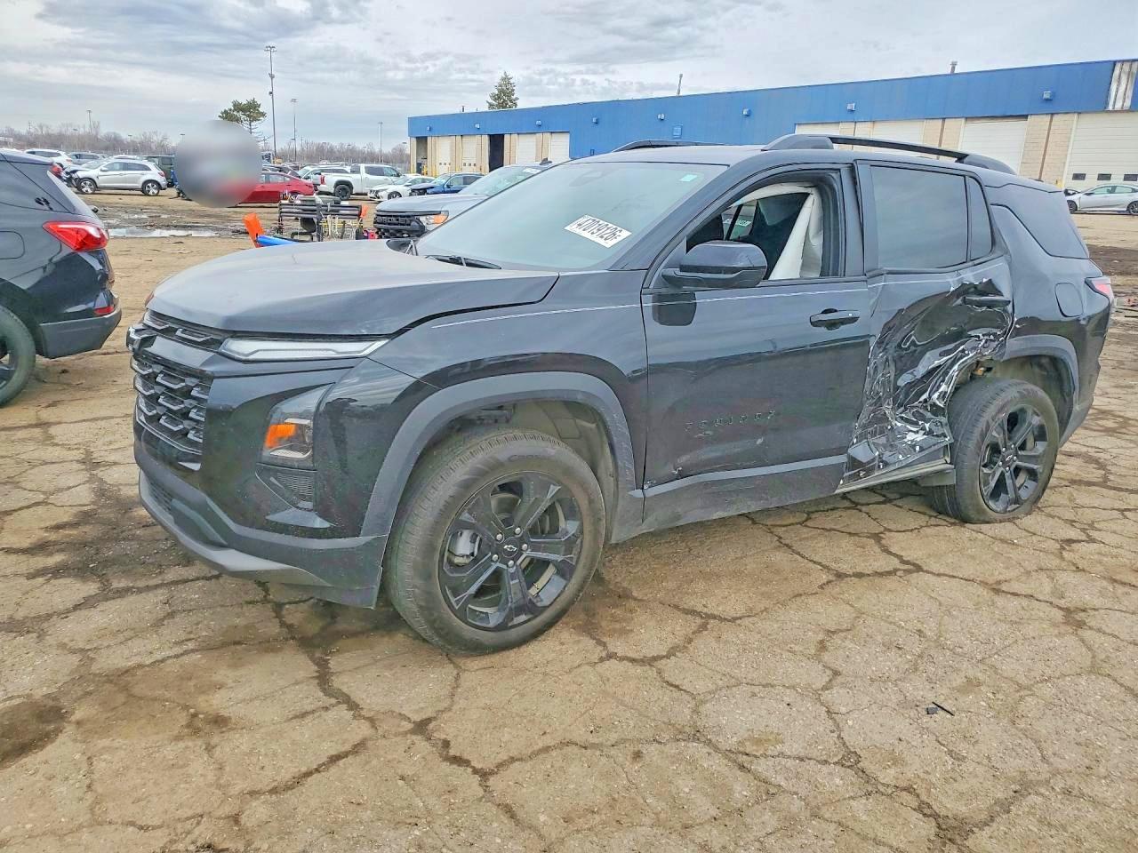 Salvage Chevrolet Equinox Image