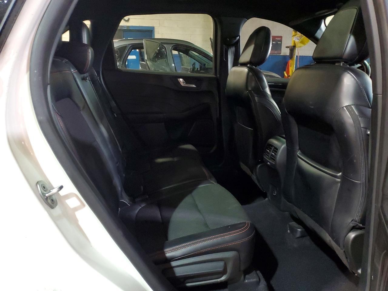 Ford Escape St Line Select