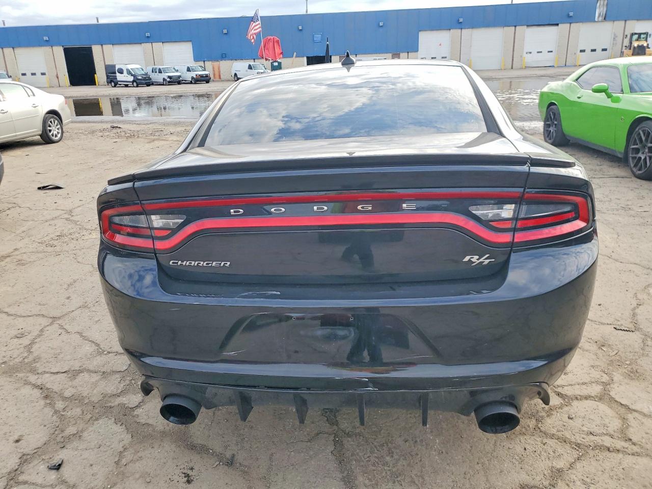 Dodge Charger R