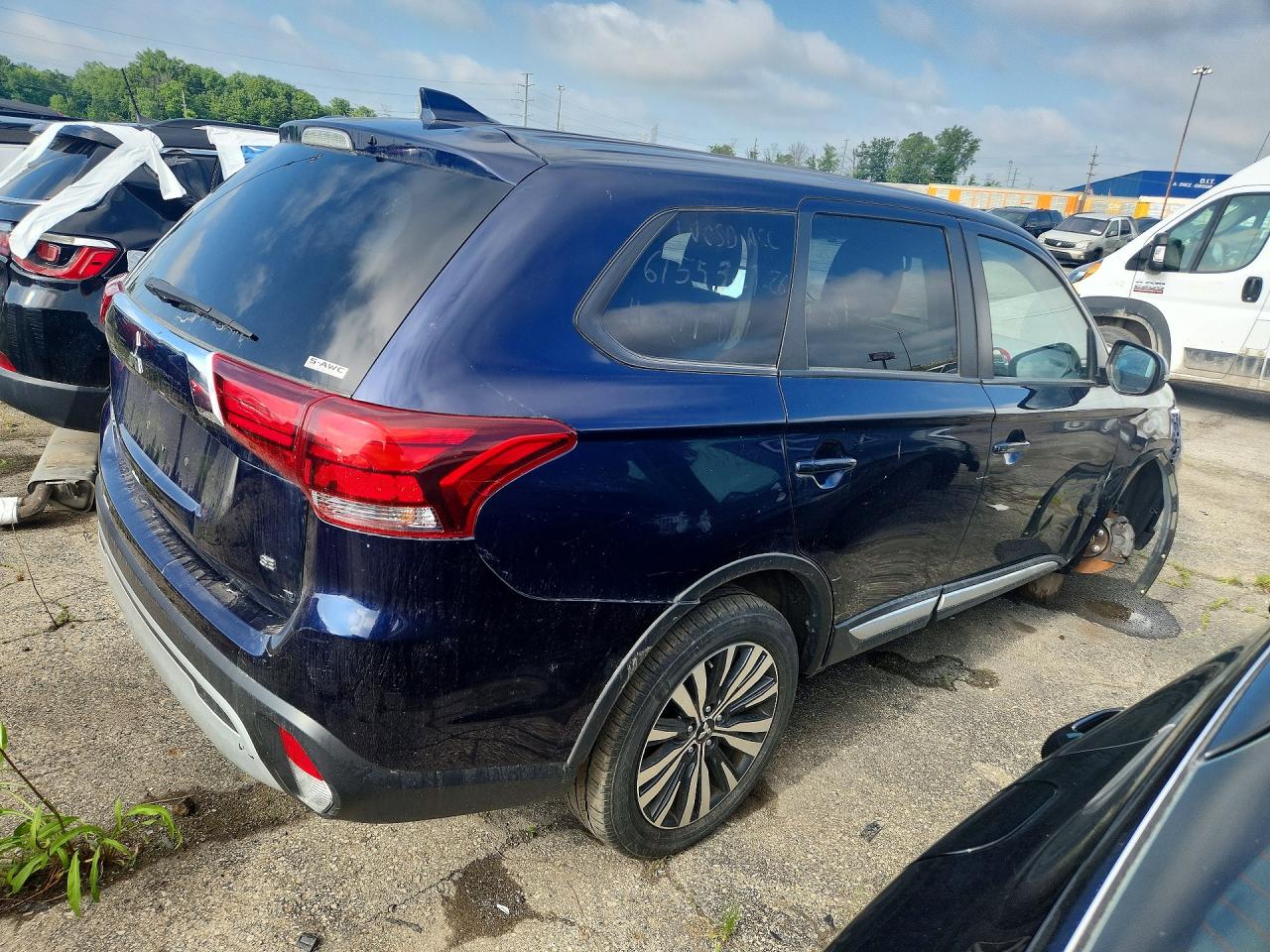 Mitsubishi Outlander Se