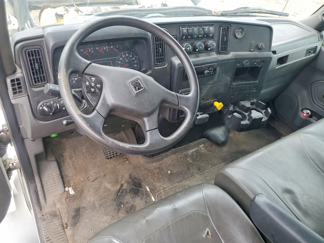 International Mv607