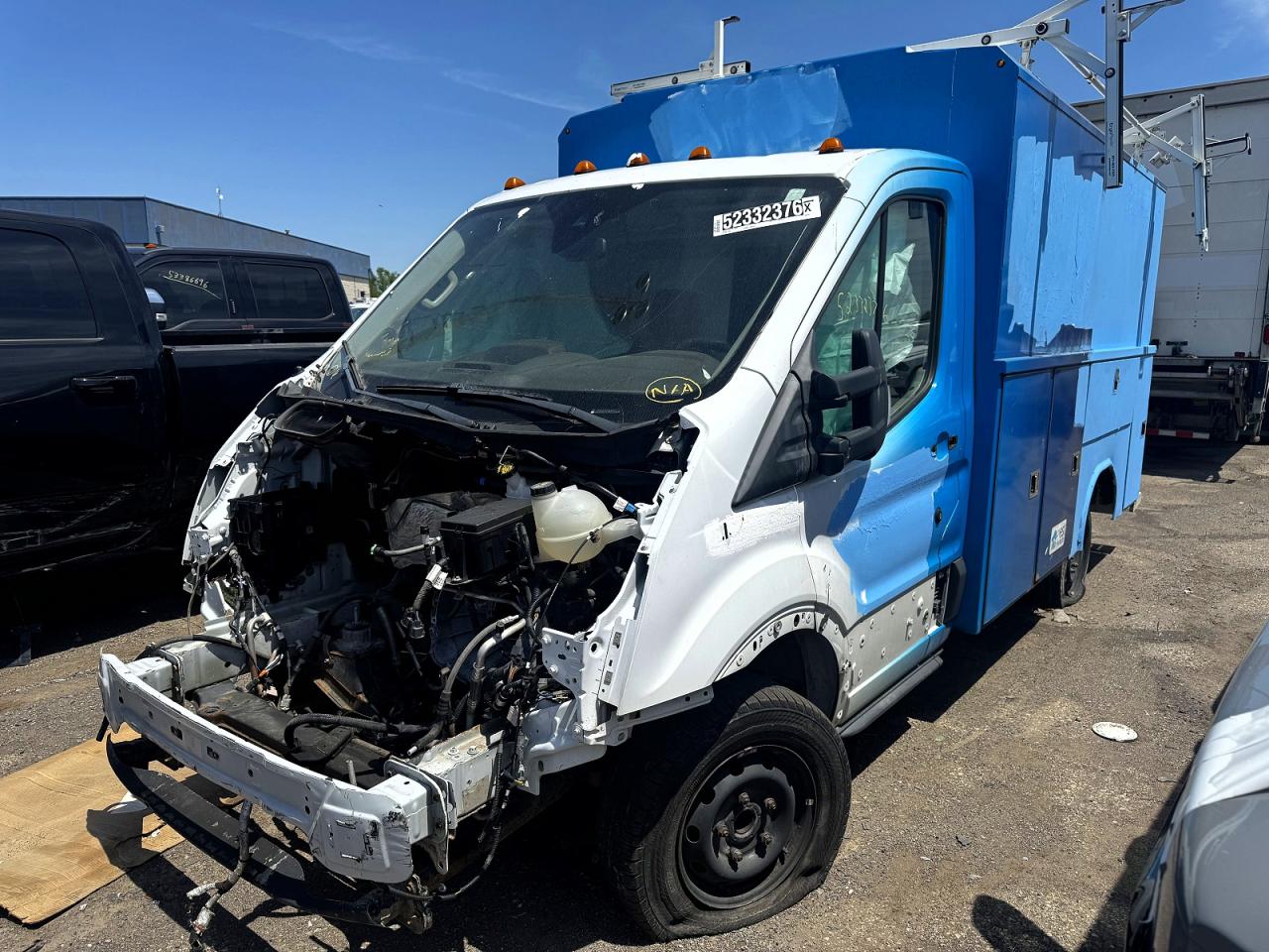 Salvage Ford Transit Image