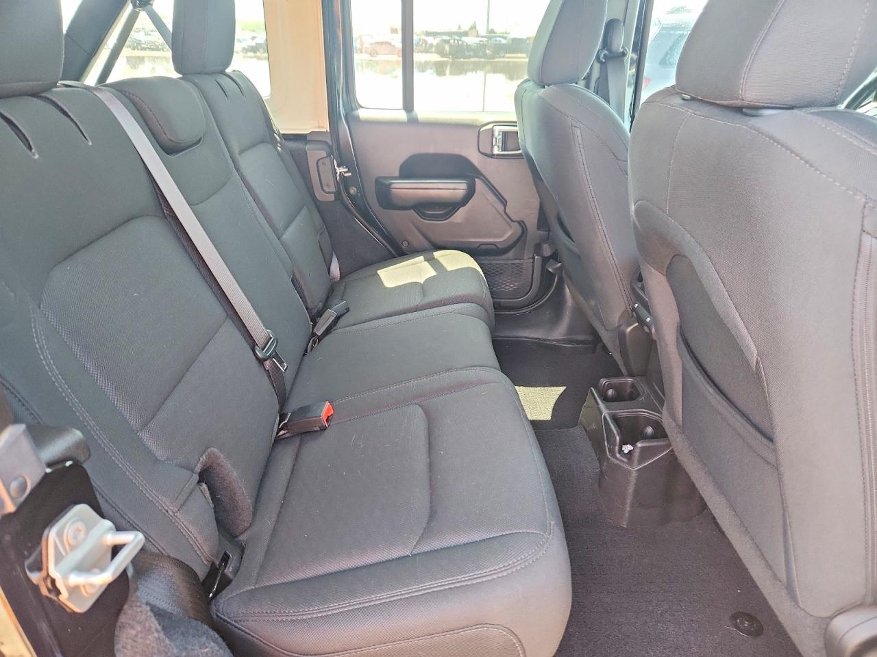 Jeep Wrangler Sport