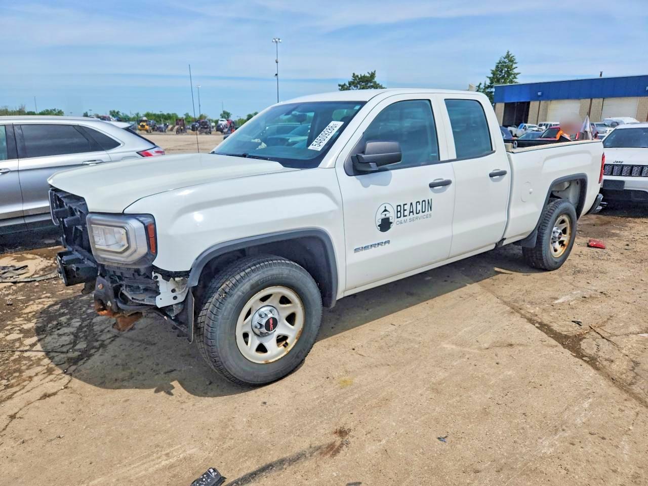 Salvage GMC Sierra Image