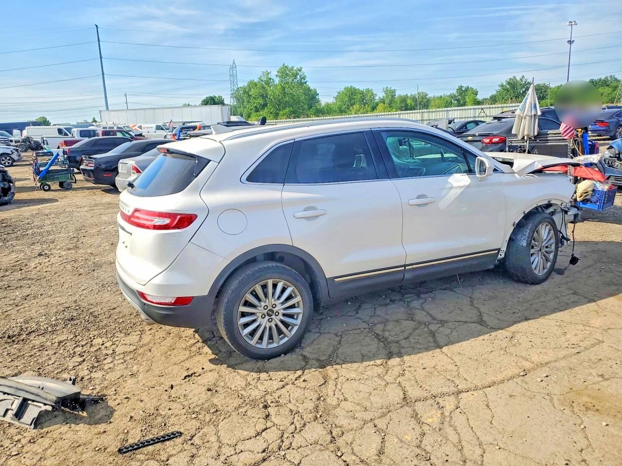 Lincoln MKZ