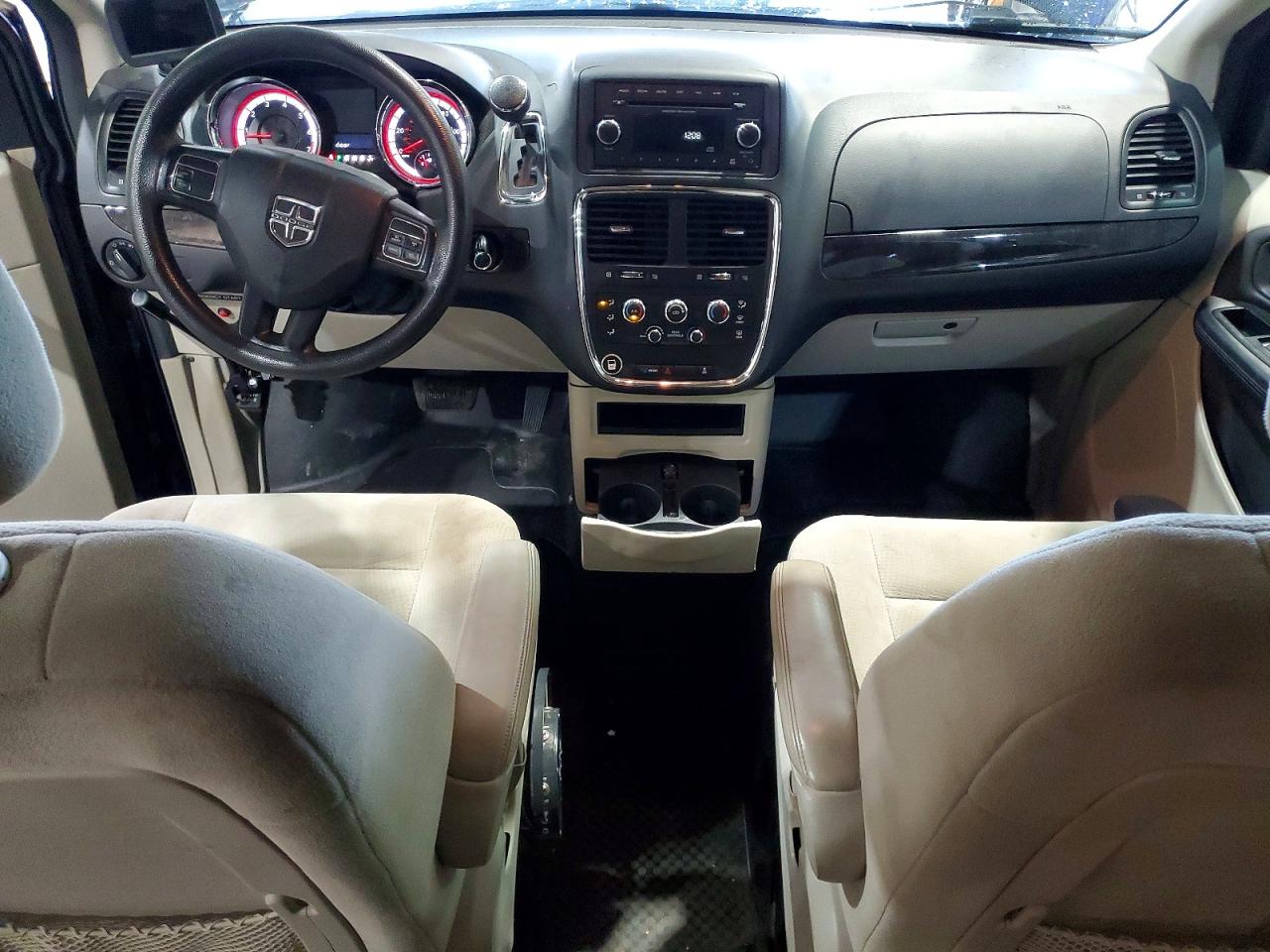 Dodge Caravan Sxt