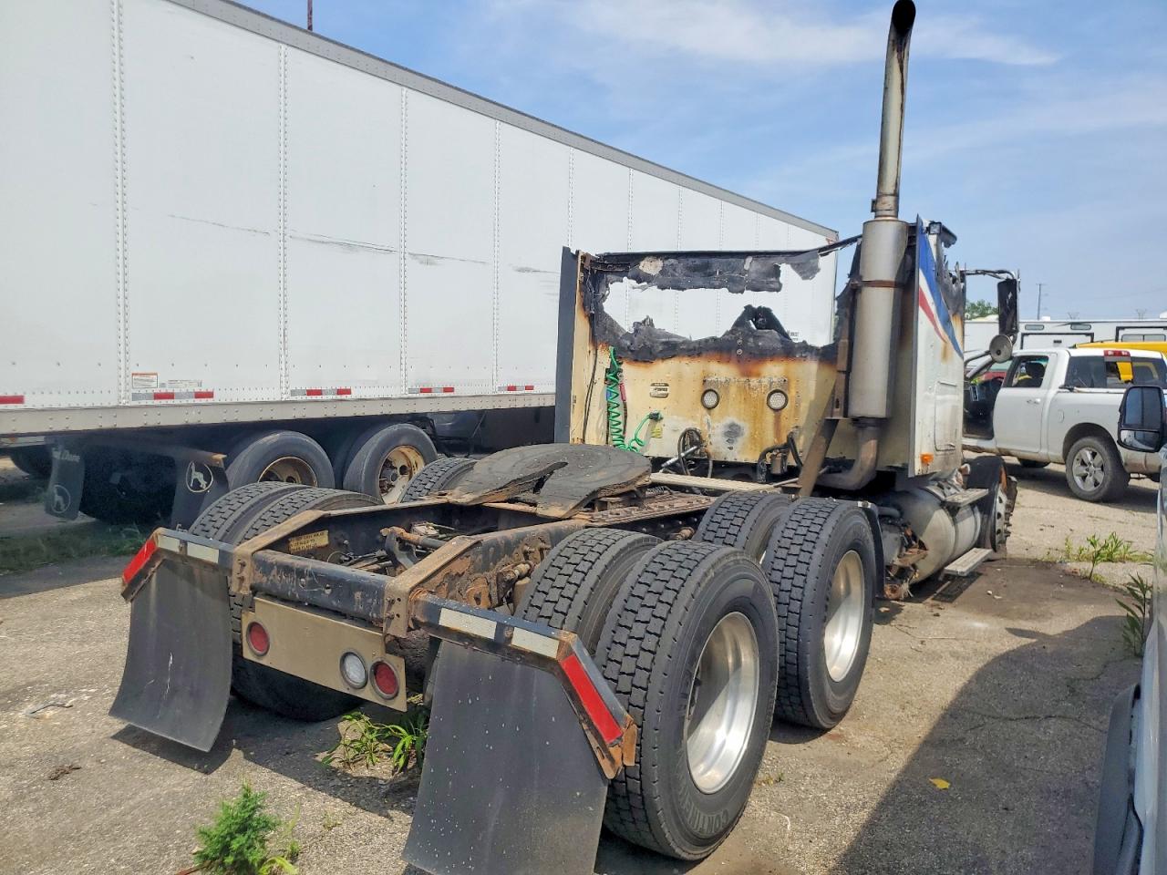 International 9400 9400i