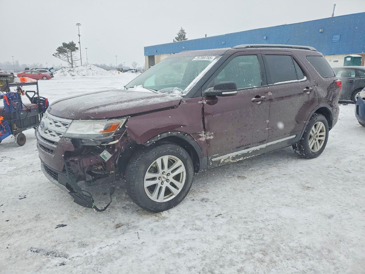 Salvage Ford Explorer Image