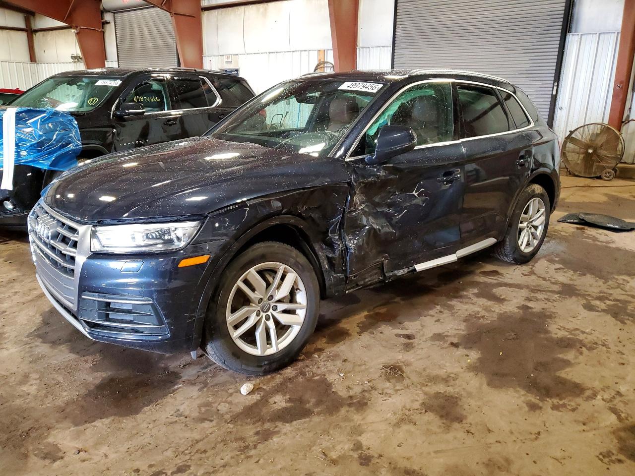 Salvage Audi Q5 Image