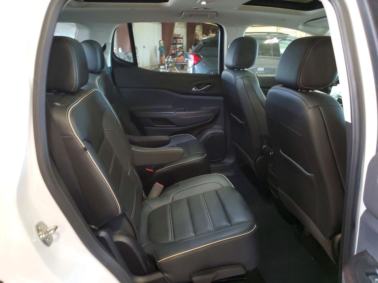 GMC Acadia Denali