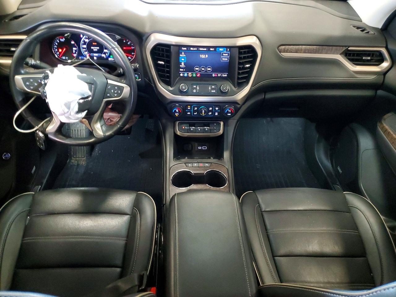 GMC Acadia Denali