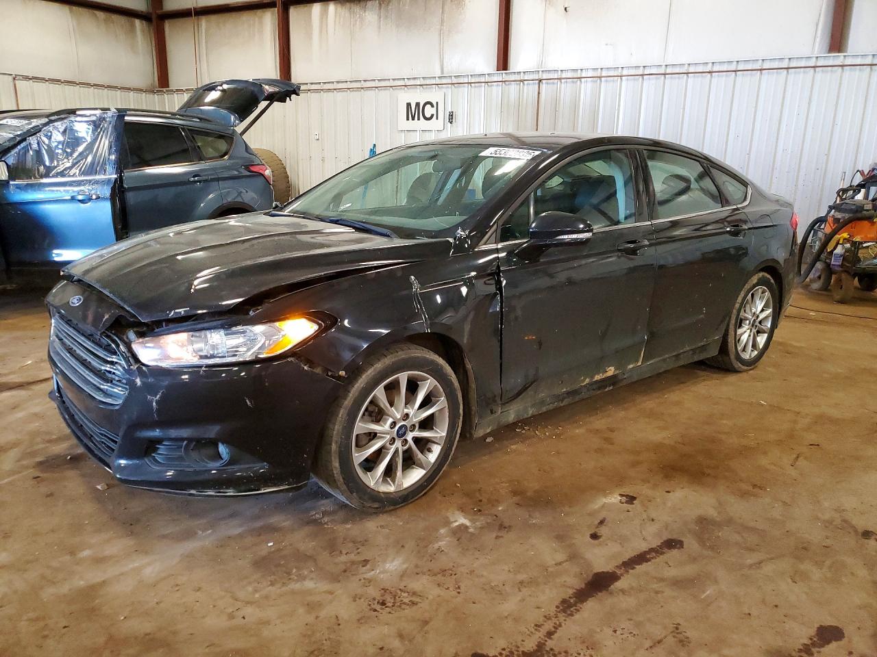 Salvage Ford Fusion Image