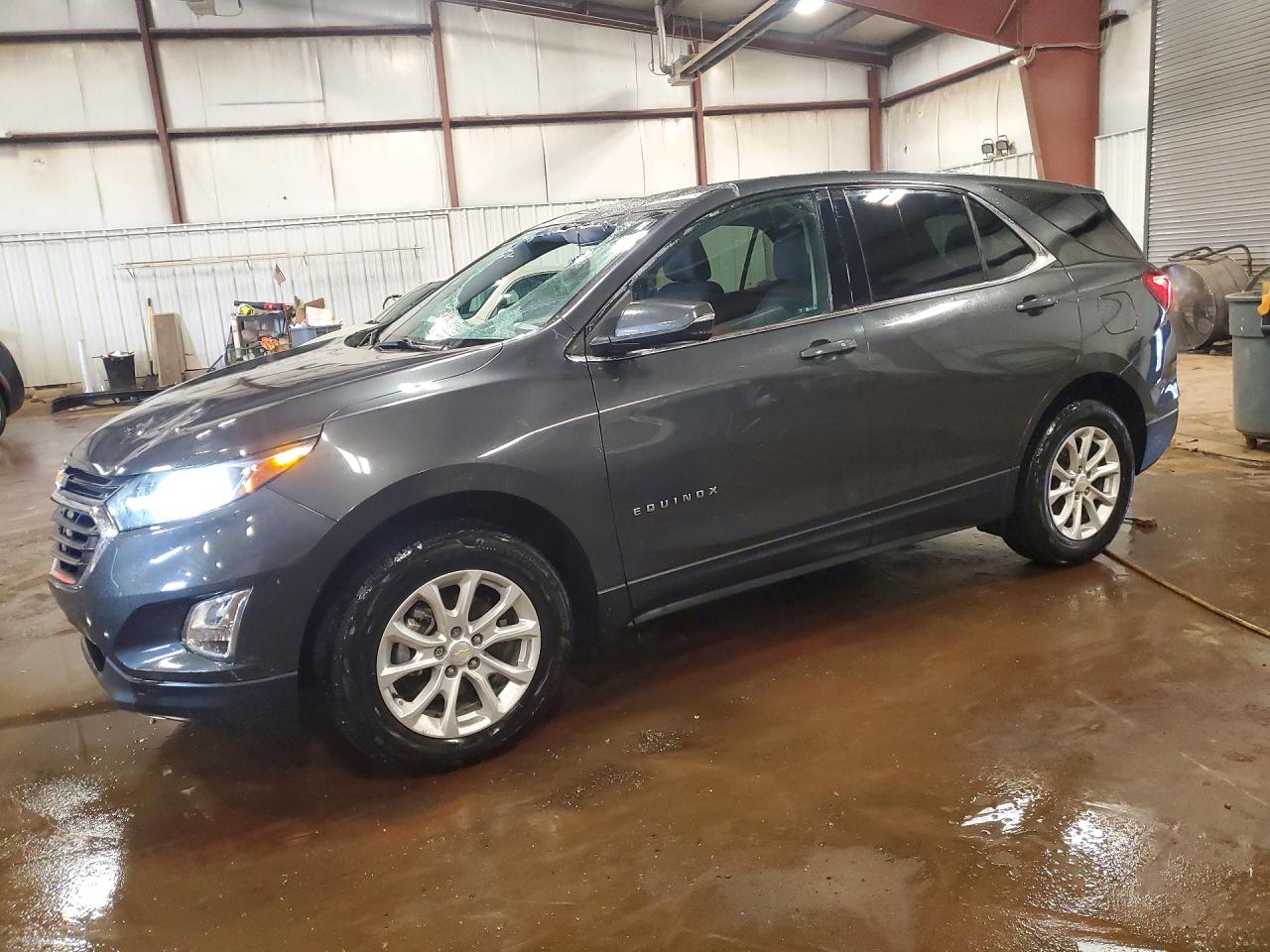 Salvage Chevrolet Equinox Image