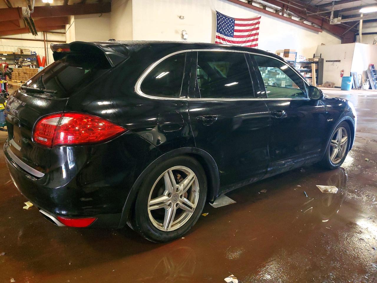 Porsche Cayenne S Hybrid
