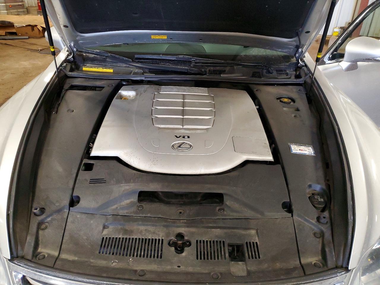 Lexus LS Base