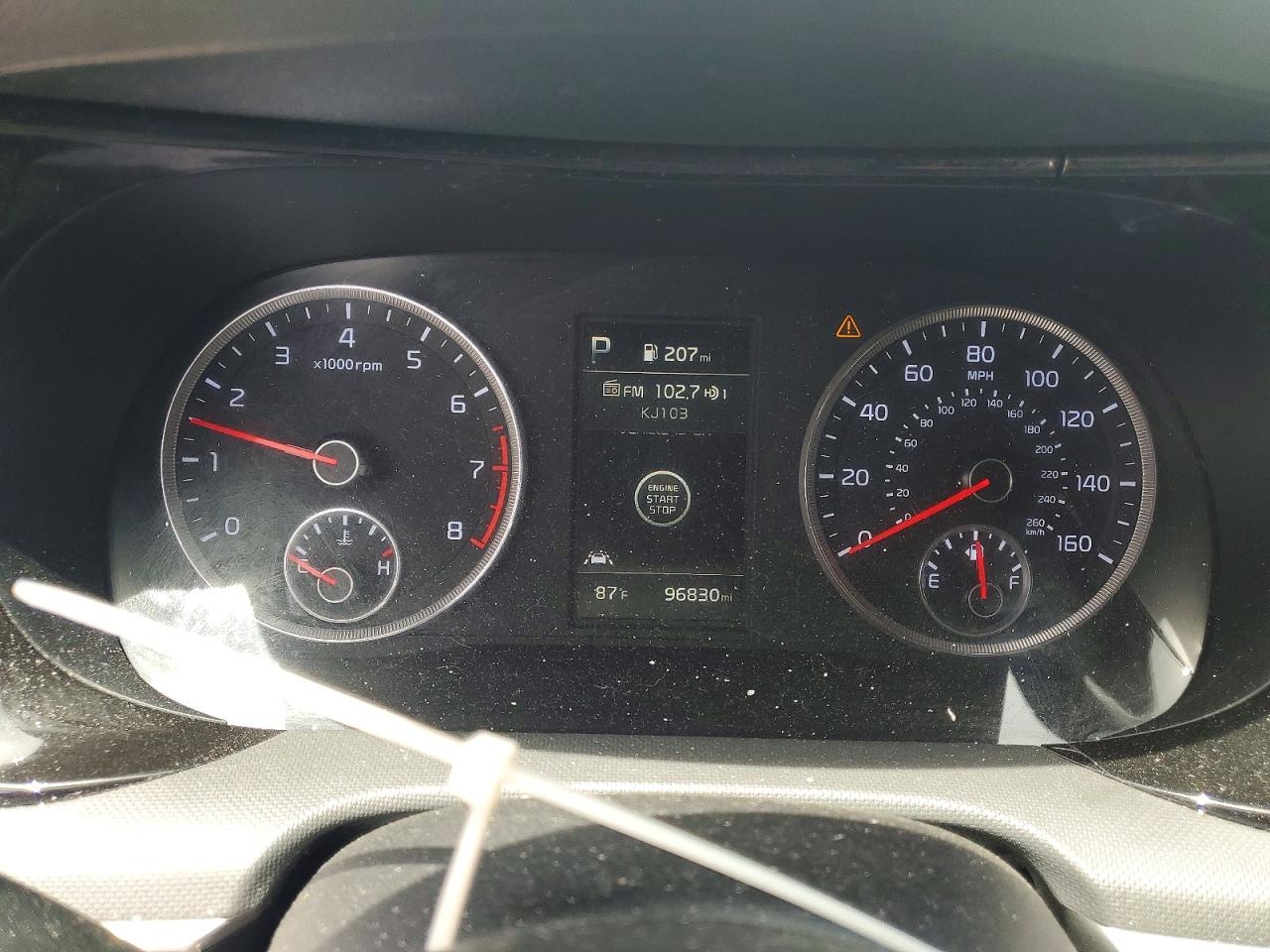Kia K5 Lxs