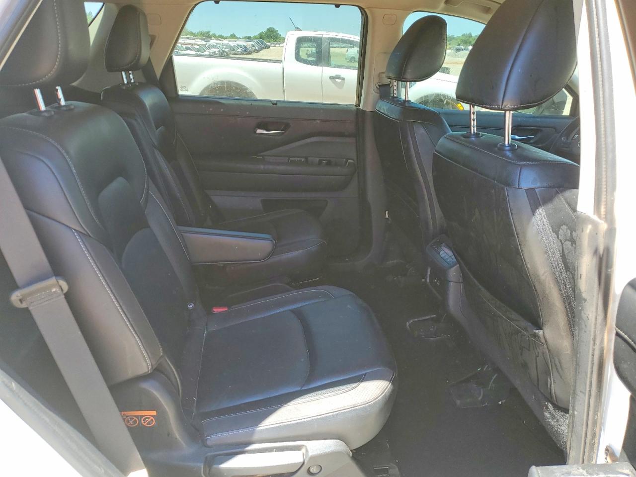 Nissan Pathfinder Sl