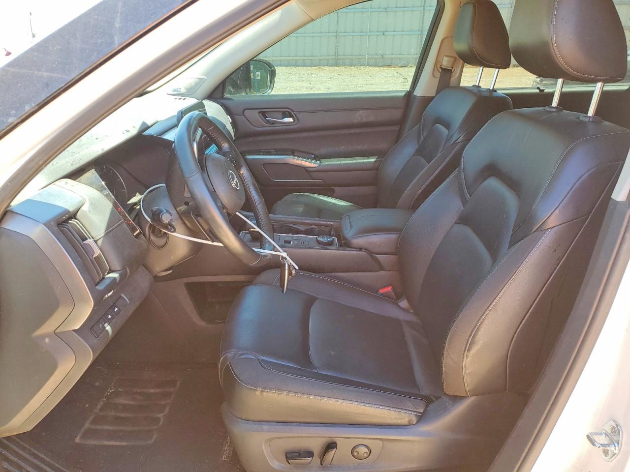 Nissan Pathfinder Sl