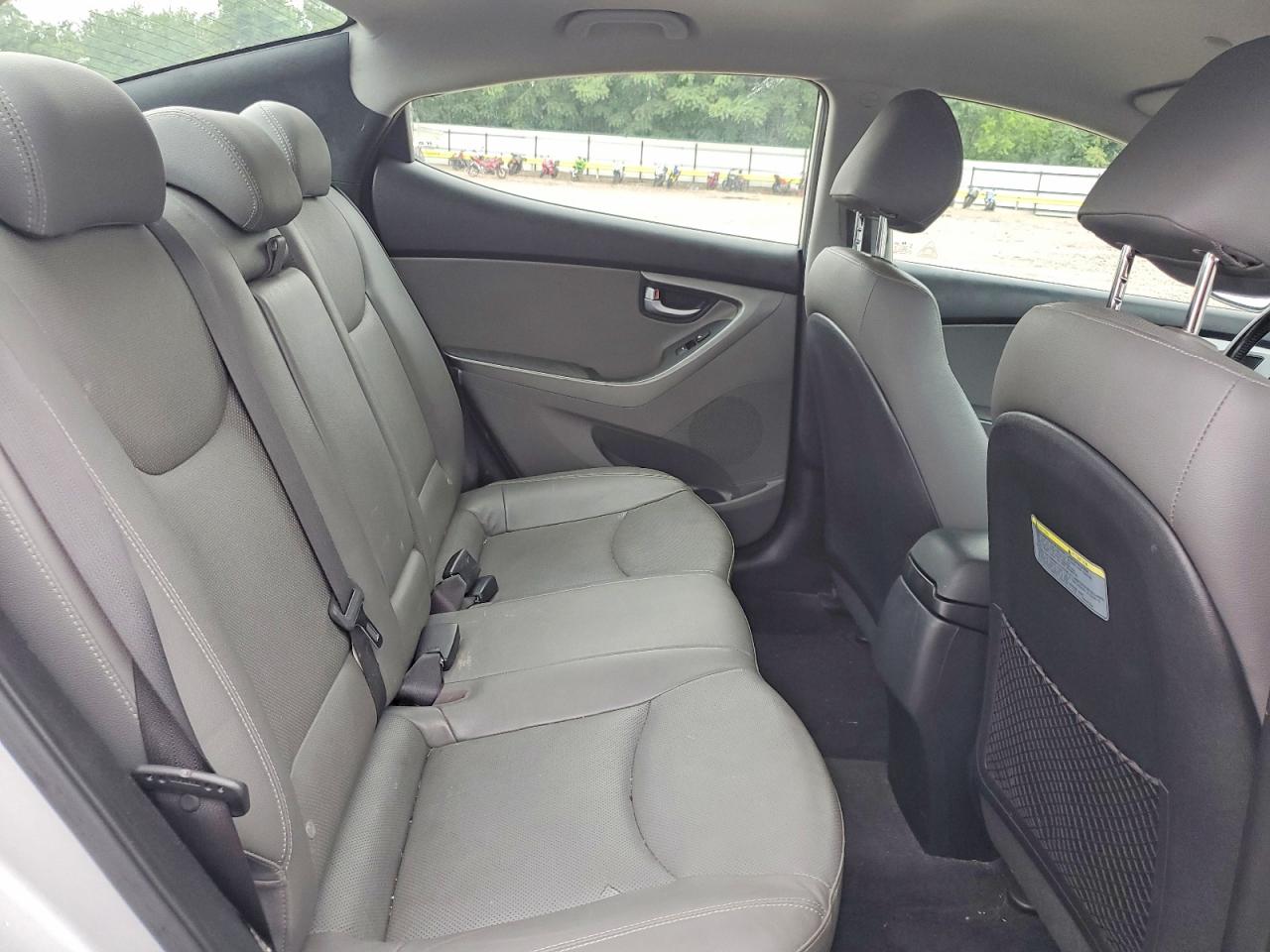 Hyundai ELANTRA Limited