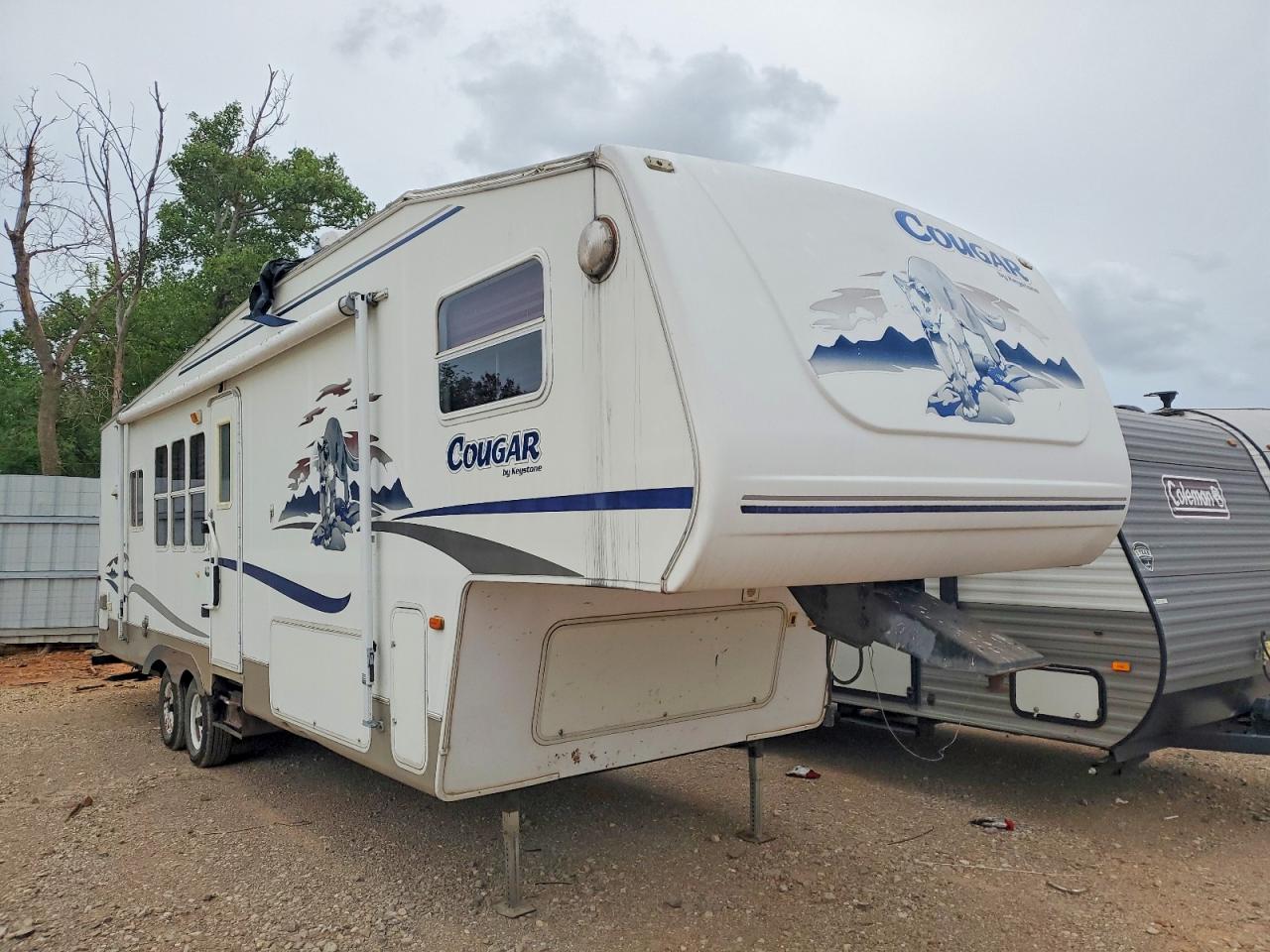 Salvage Keystone Cougar Fif Image