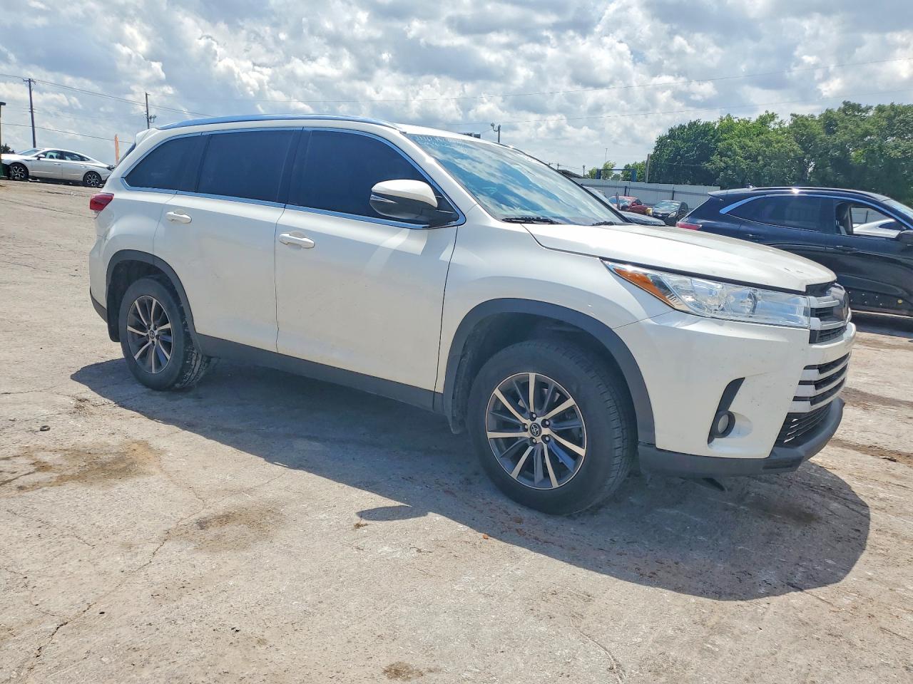 Toyota Highlander Xle