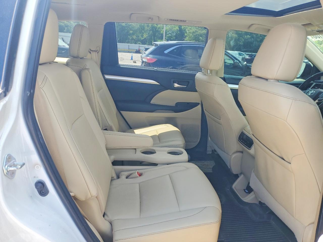 Toyota Highlander Xle