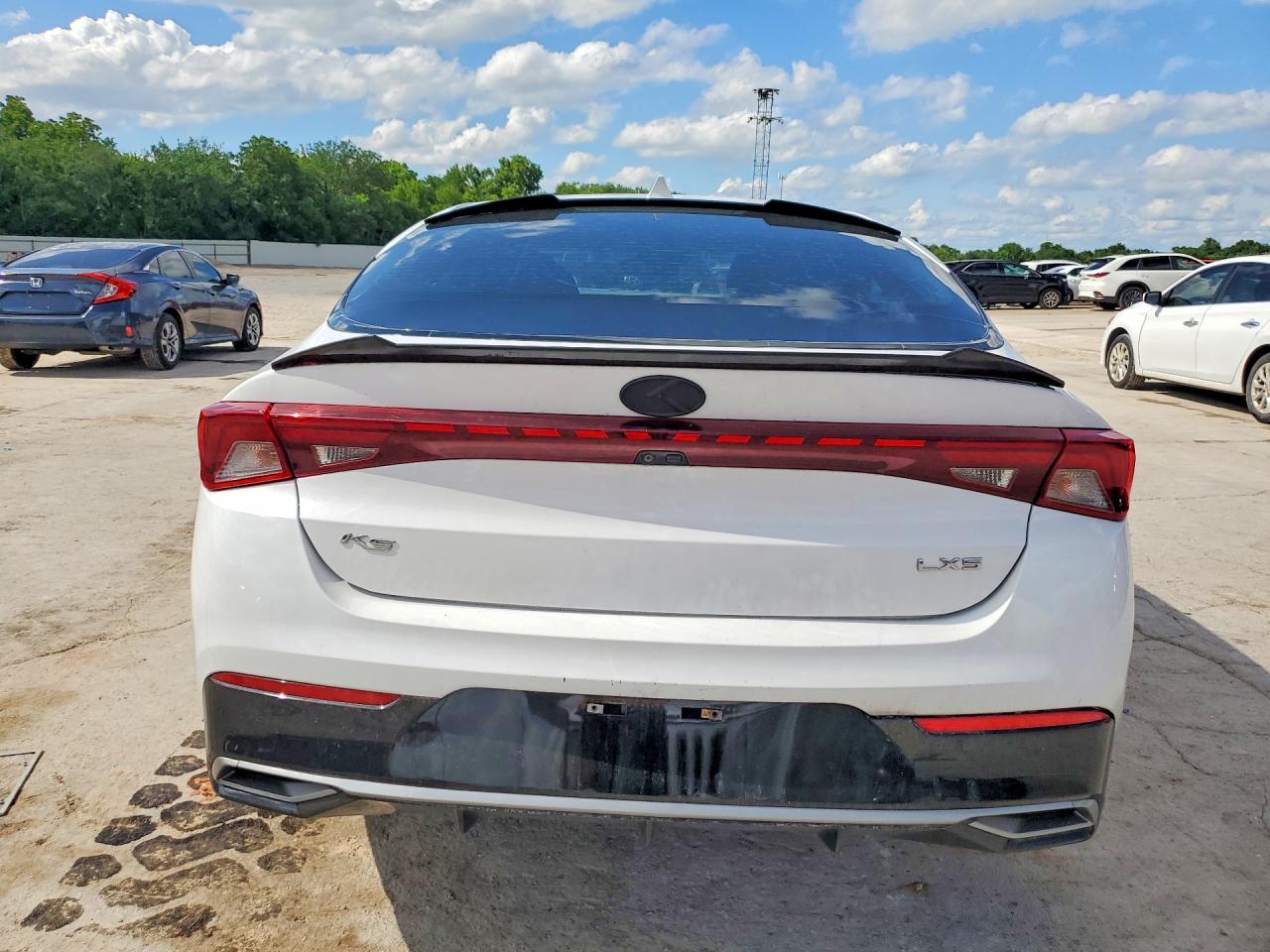 Kia K5 Lxs